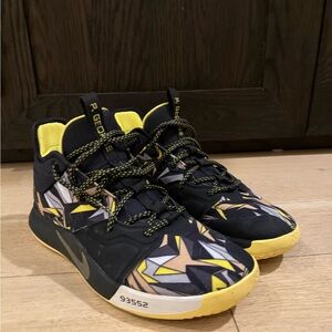 Nike PG 3 Basketball Shoes – Black/Yellow Camo – Size US 10